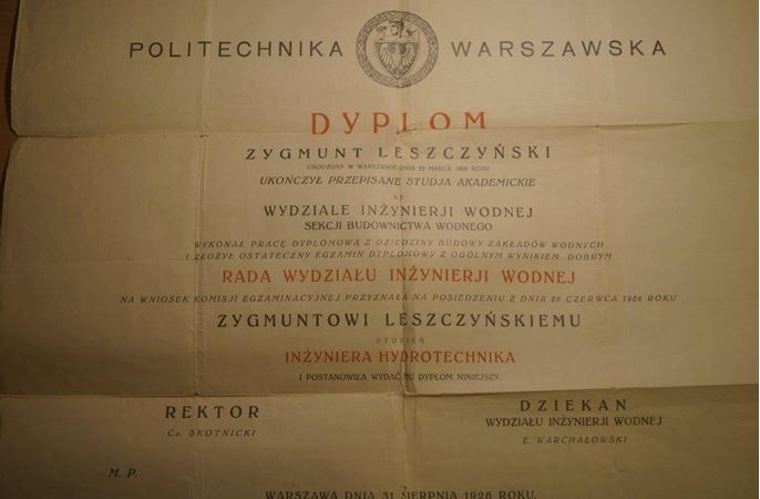 fot-4-dyplom-ukonczenia-studiow-zygmunta-1926-r-